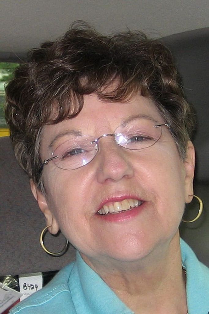 Hoelle, Glenda F.
