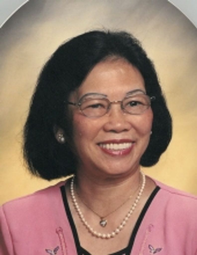 Carolyn Minh Do