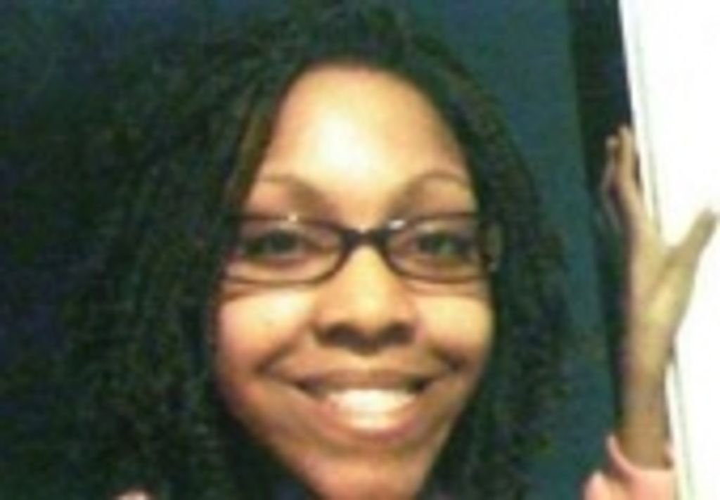 Shadana M Bettis