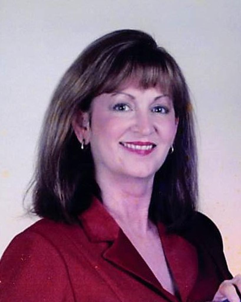 Teresa Gwen Hall Profile Photo
