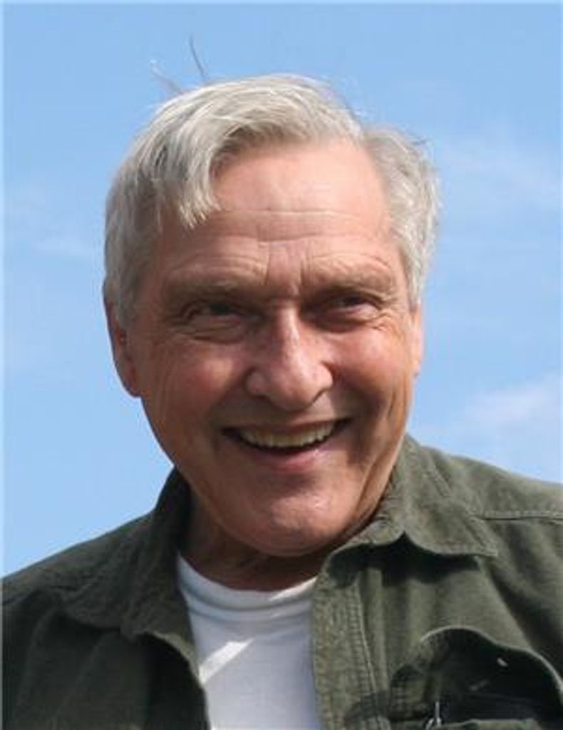Michael  Andrews