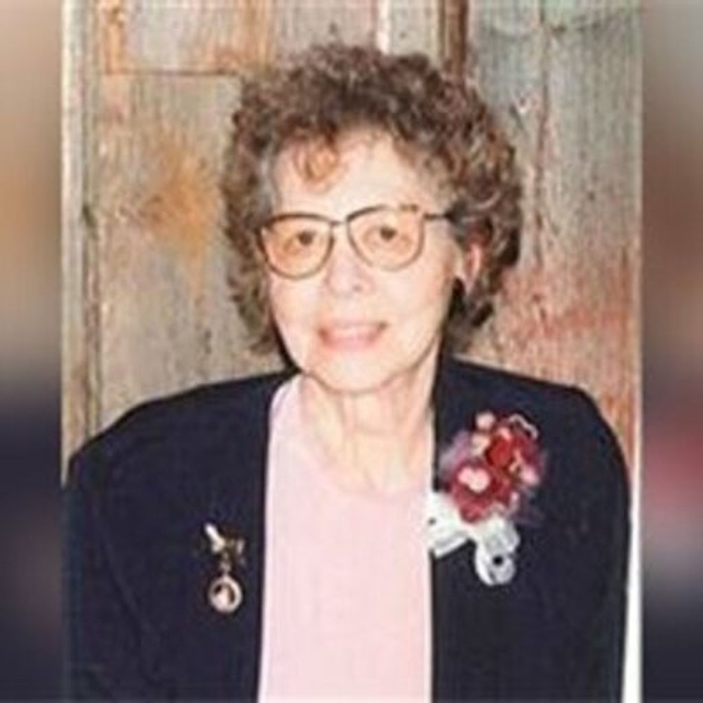 Lola Hoffman Profile Photo