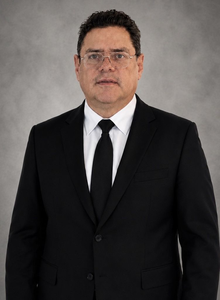 Gustavo Caballero Jr.