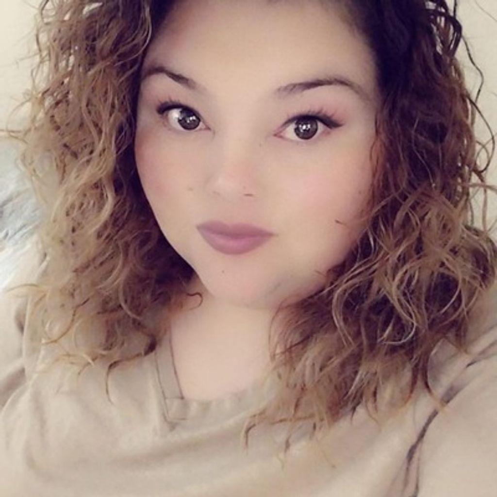 Amanda Lynn Zulaica-Bustamante Profile Photo