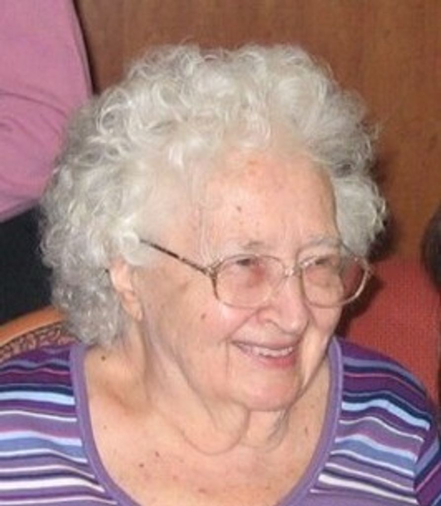Hilda MacLachlan