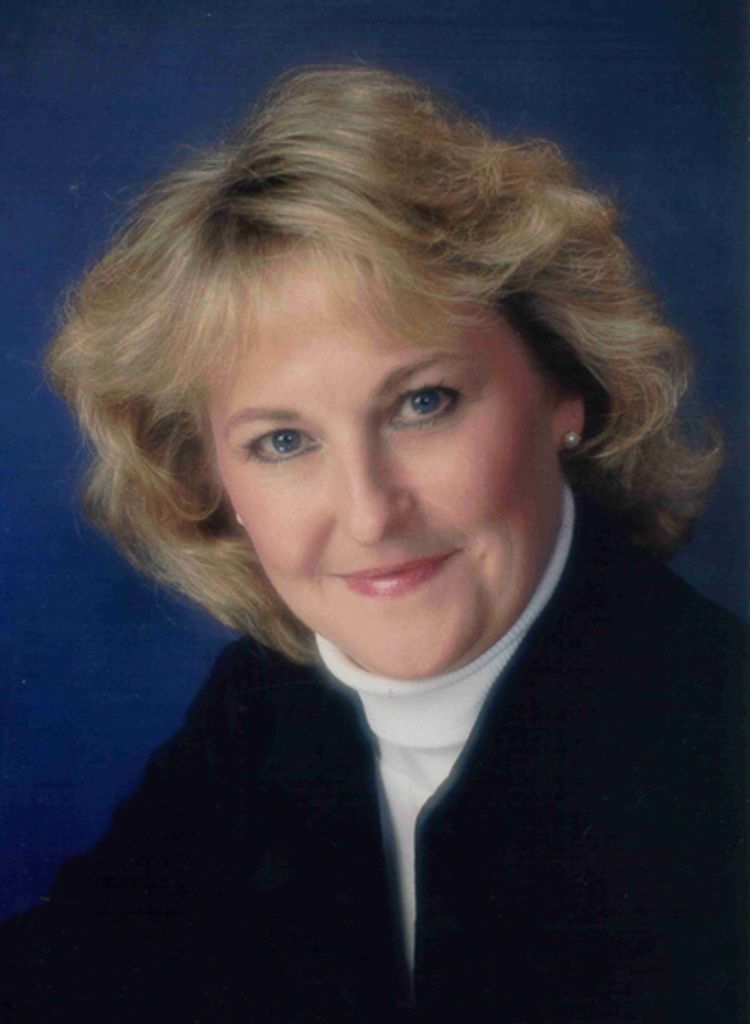 Elizabeth Traill Profile Photo