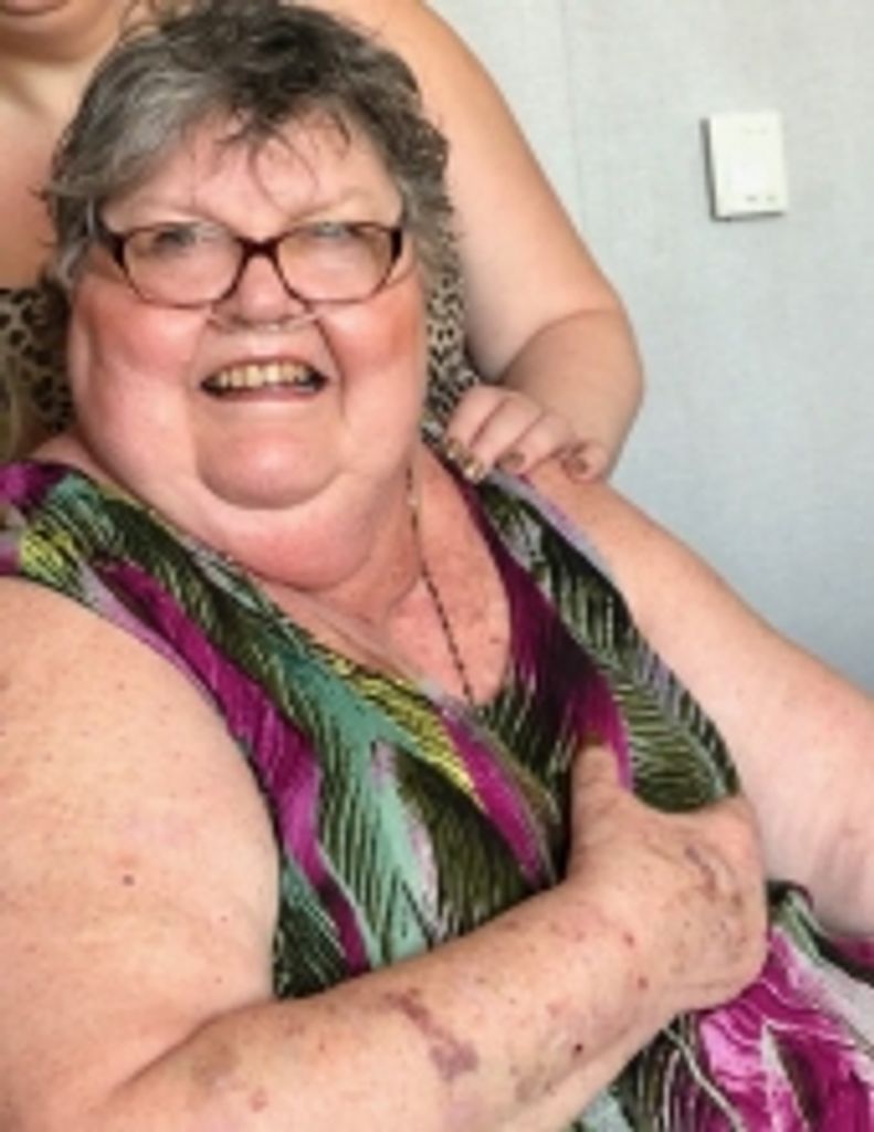 Jeannine Pearl Holzhay