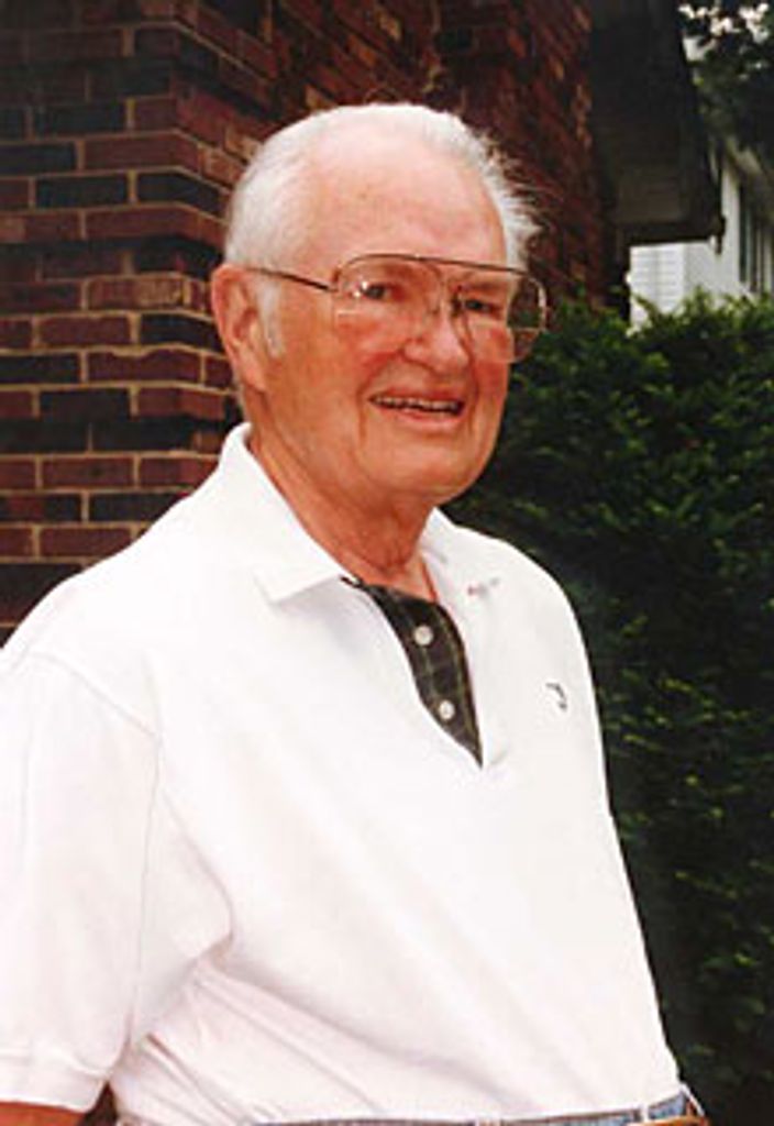 Robert Squires Profile Photo