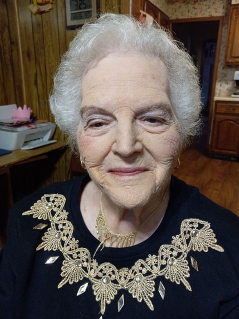 Bertha Mills Profile Photo