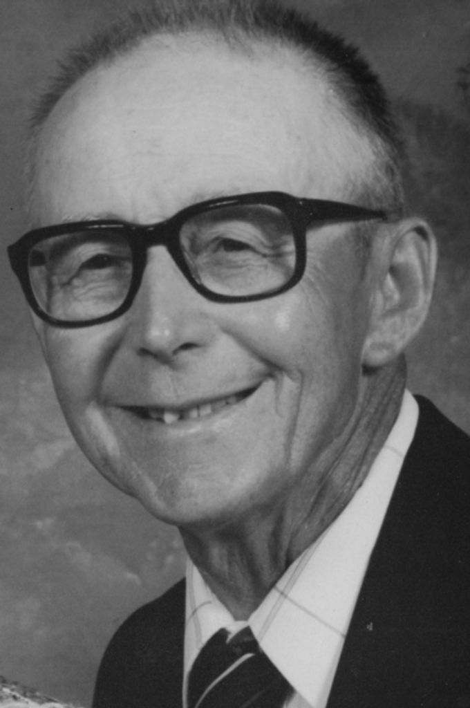 Charles William Tucker Profile Photo