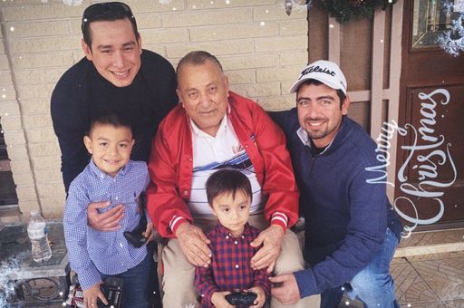 Jose  M Sauceda photo gallery thumbnail 39 of 66