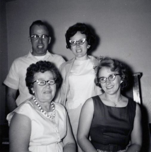 Betty Lou Ward photo gallery thumbnail 4 of 121