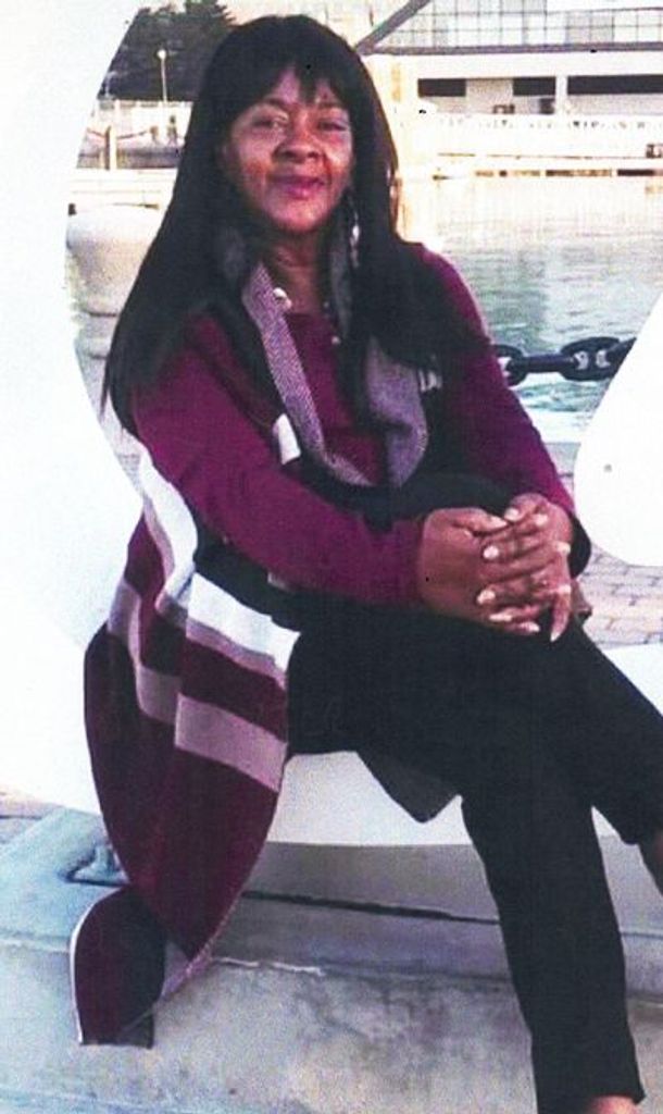 Valarie Lewis Profile Photo
