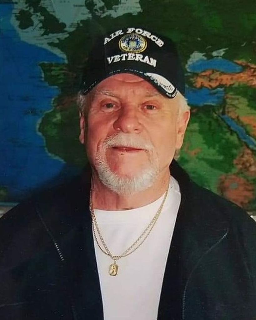 Lloyd Eugene Mills Profile Photo