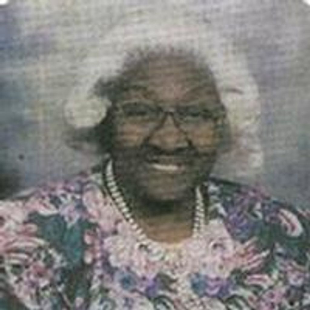 Leona  Glass Smith