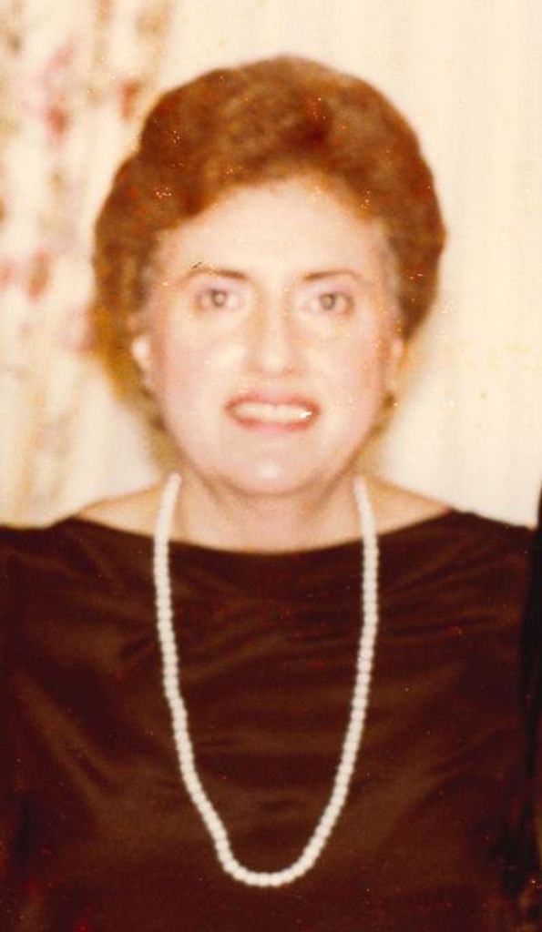 Angela Koutsoutis Profile Photo