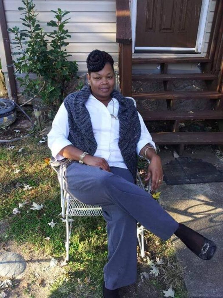 Mrs. Debbie Lavern Cuthbertson