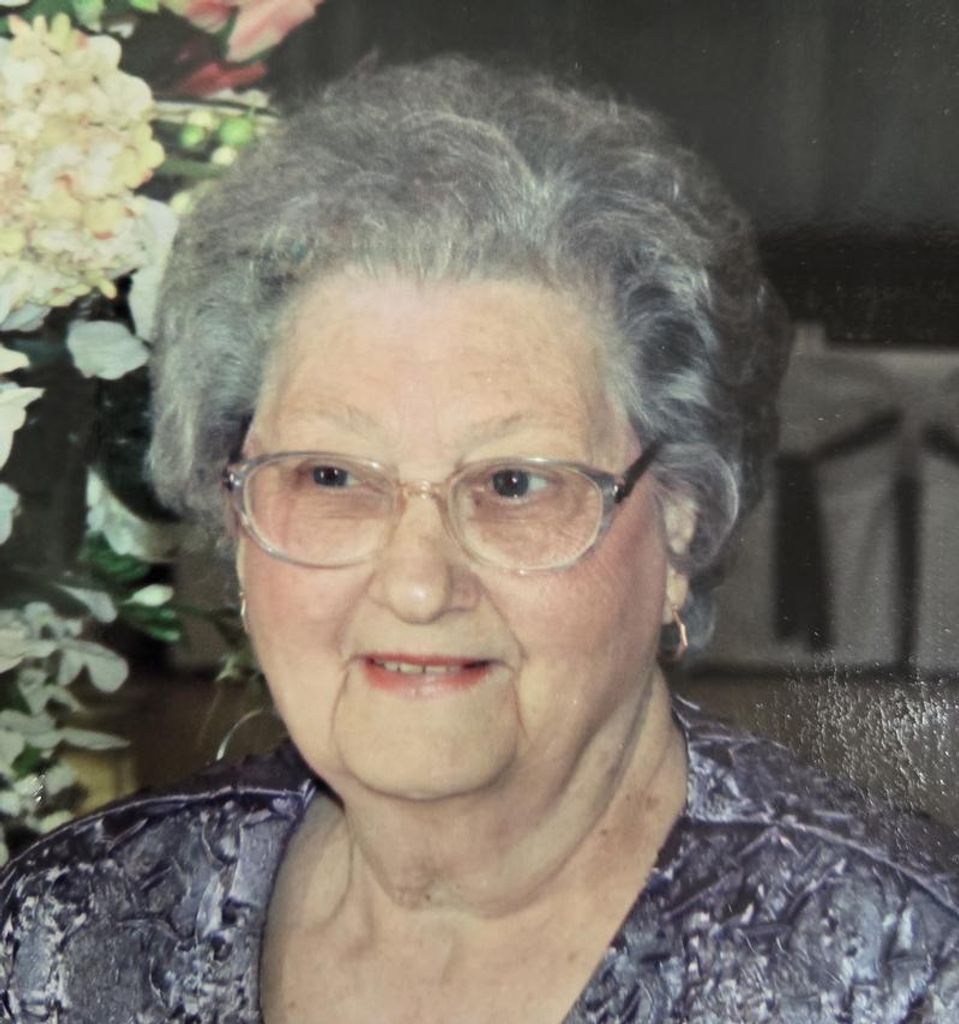 Ivon Janet Hollingsworth-Hill Profile Photo