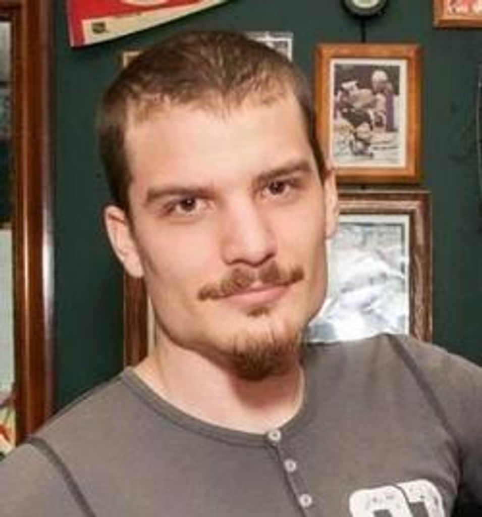 Joshua Robert Holben Profile Photo