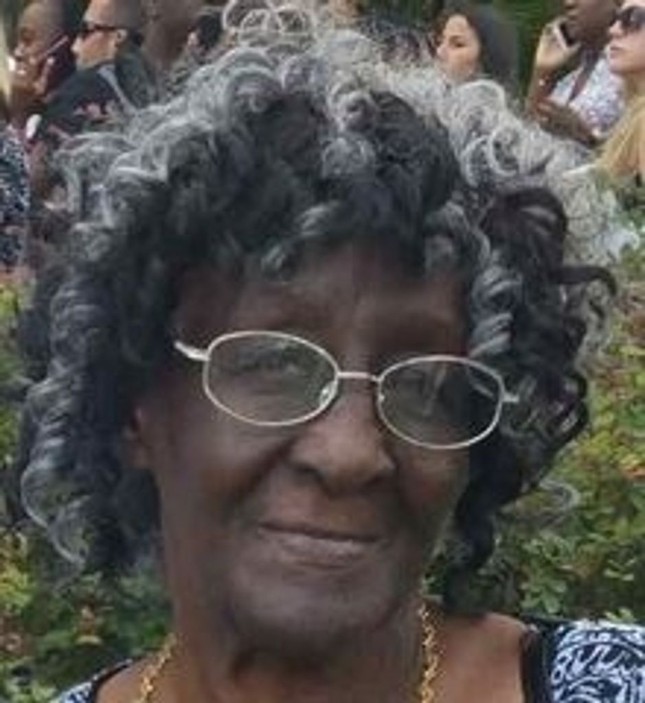 Ms Olga Farquharson