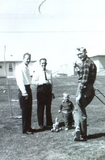 Billy Lee Tooze photo gallery thumbnail 17 of 57