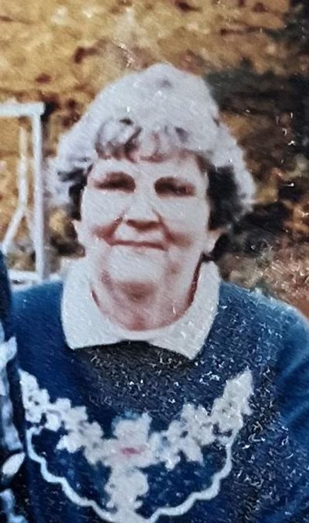 Joan Decelle Profile Photo