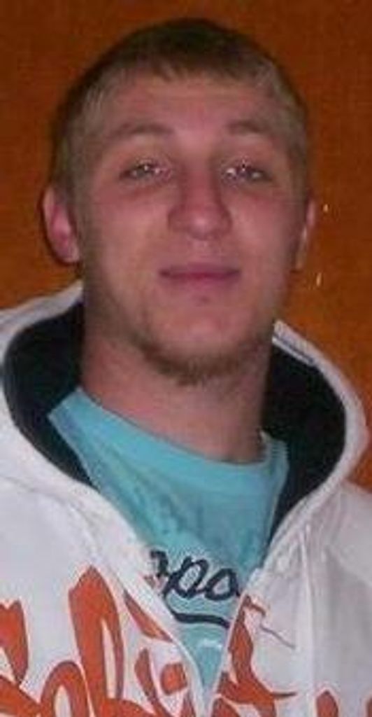Dustin Lee