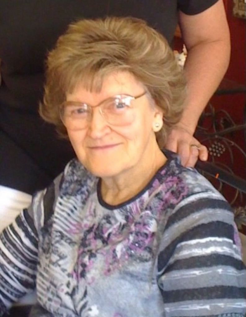 Sadie Mae (Brown)  Holliday