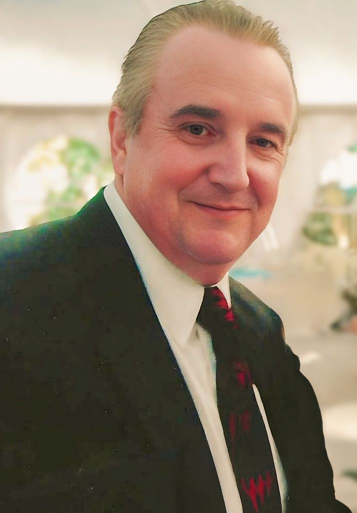 Luis Van Oordt Profile Photo