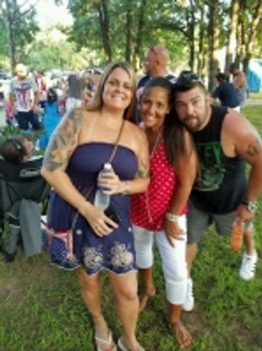 Kimber Lee "Caster" Macht photo gallery thumbnail 13 of 23