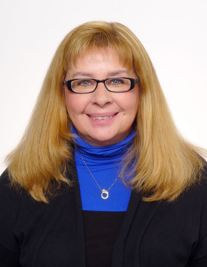 Karen J. Tischer