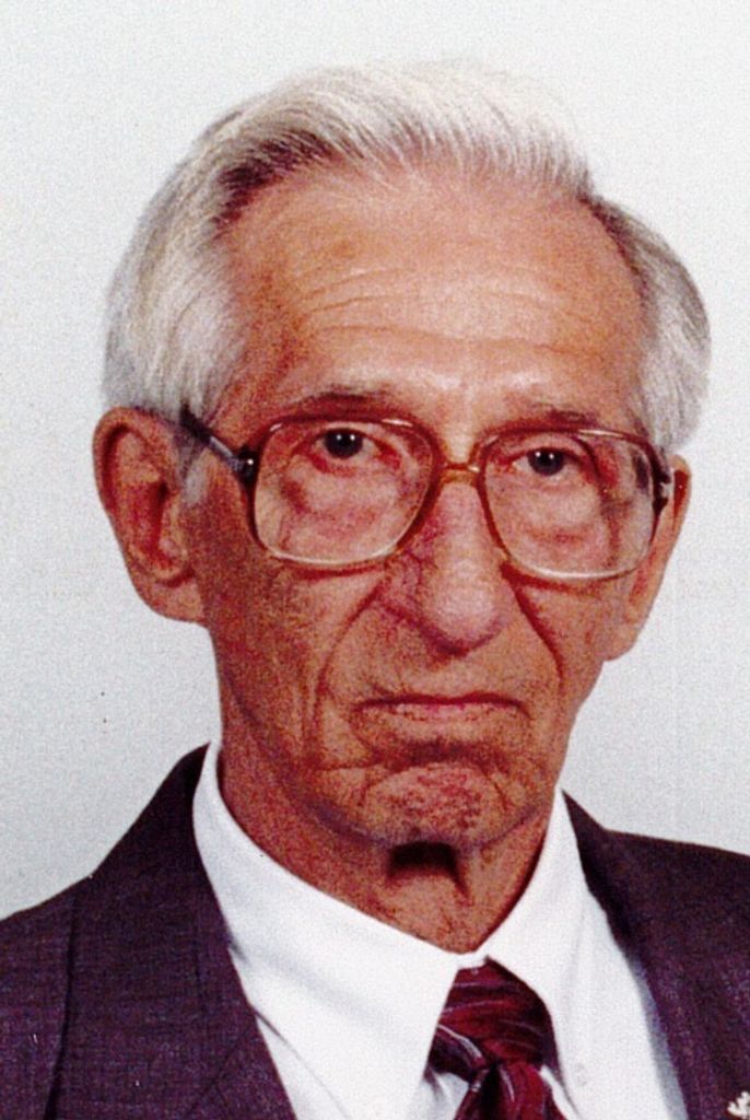 Steve R. Mikolaj