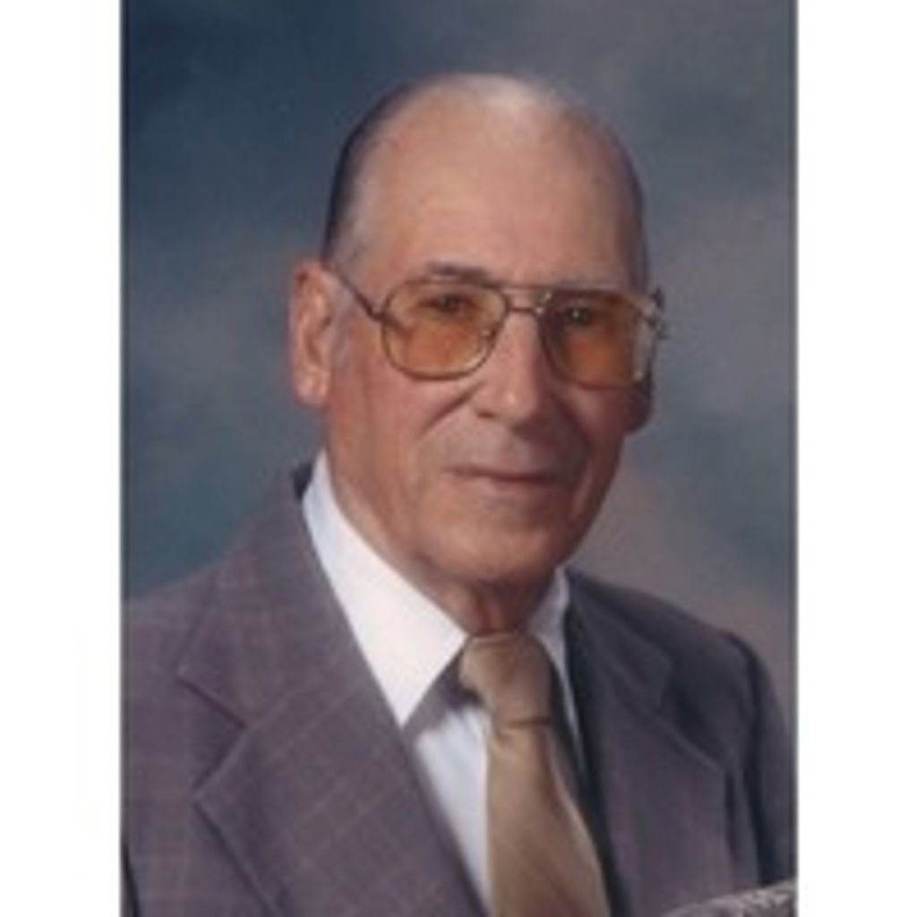 Lester L. Kinzer