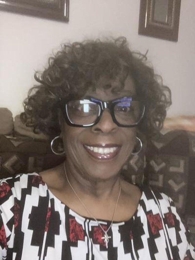 Ms. Roberta Smith Profile Photo