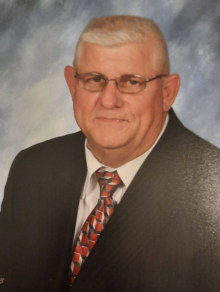 Roger Dale White