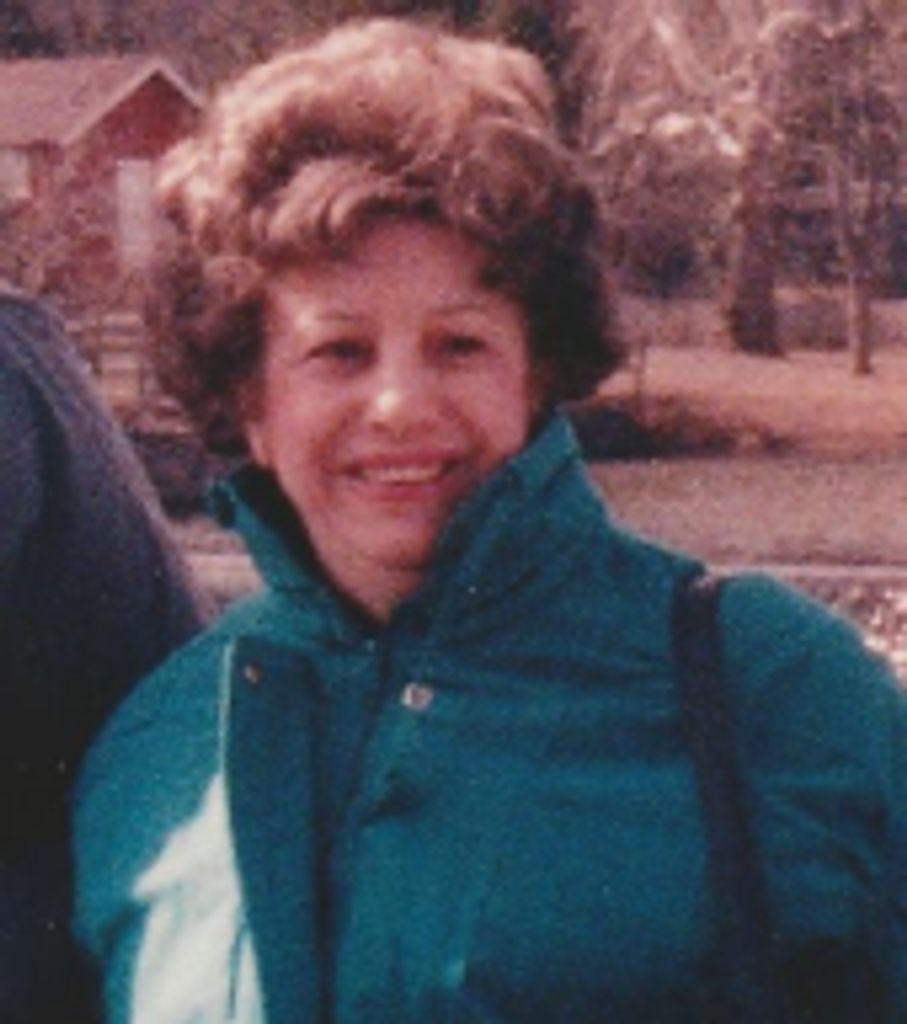 Evelyn P Smith
