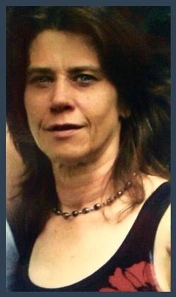 Lisa M Wright