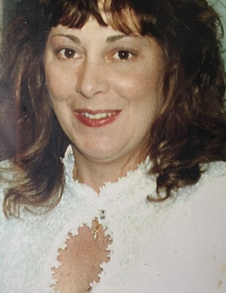 Teresa Simmons Riley Price