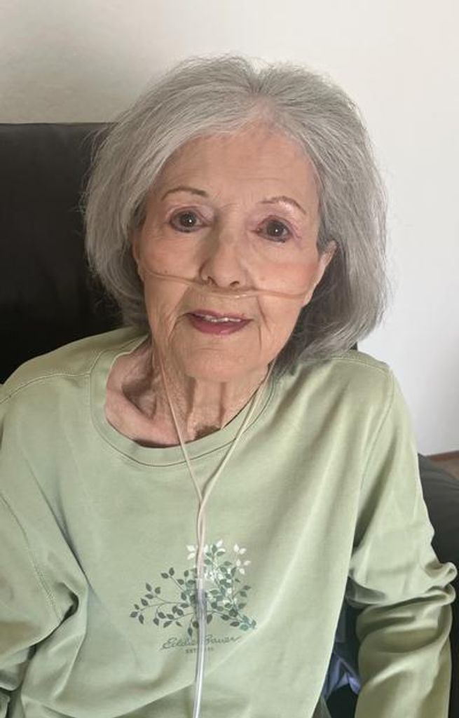 Roseanne Theadora Lopes Profile Photo