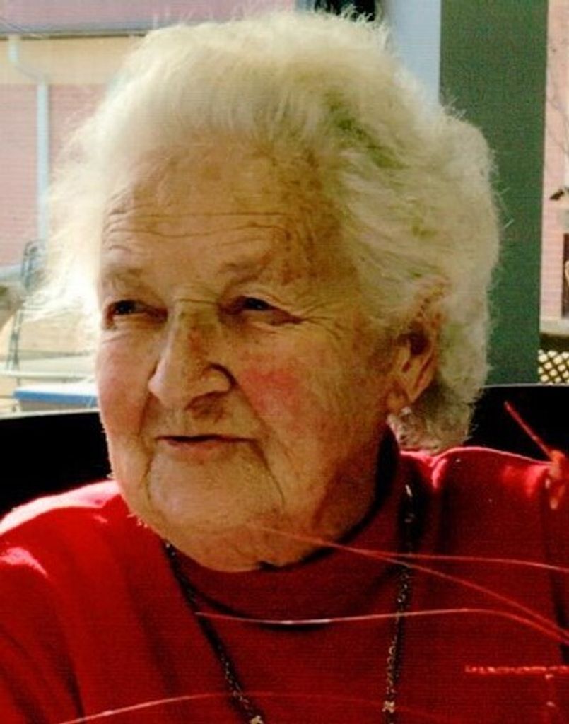 Maxiene Elizabeth Linder