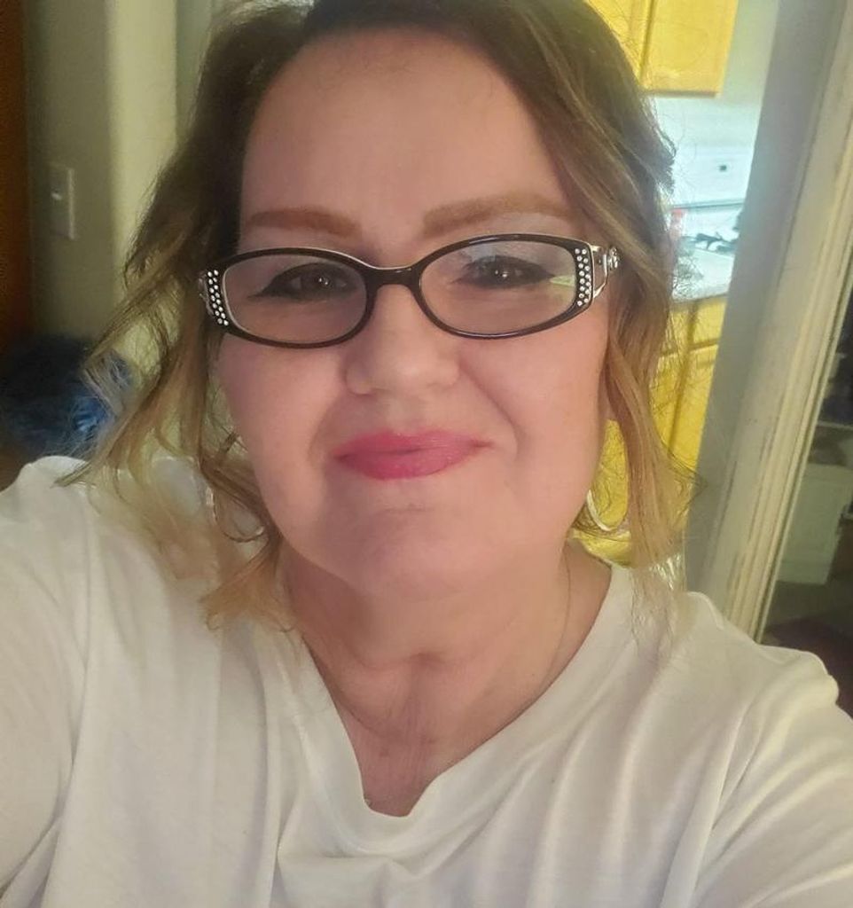 Sandra Alvarado Profile Photo