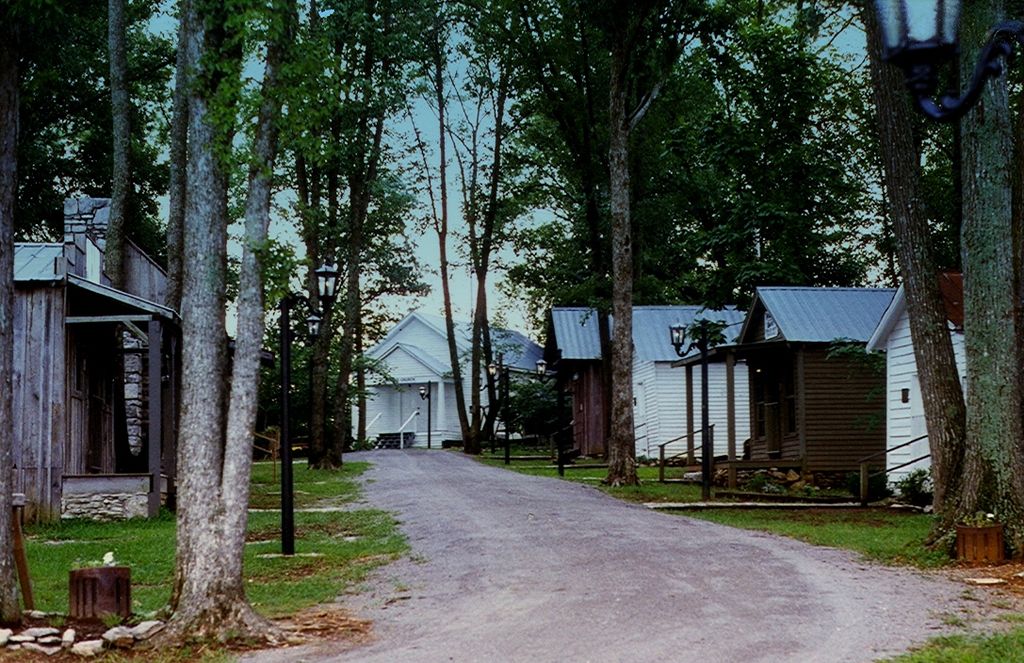 Michael Wayne “Mike” Erwin