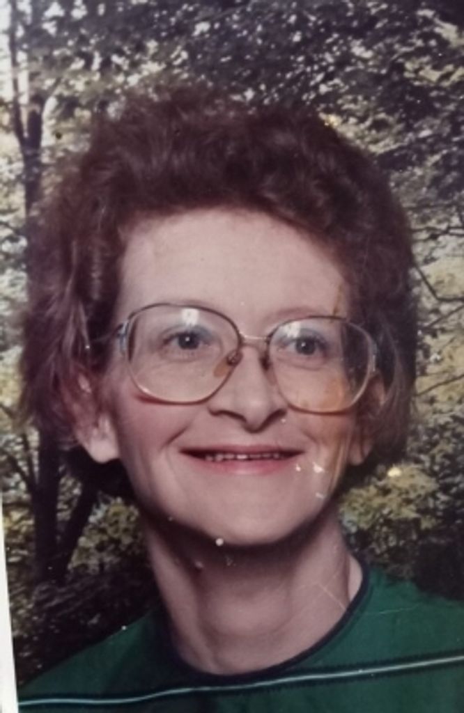 Louise Richards Profile Photo