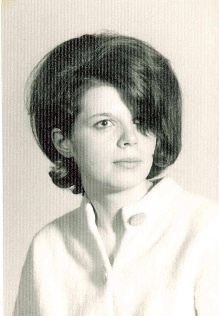 Candis Robertson Profile Photo