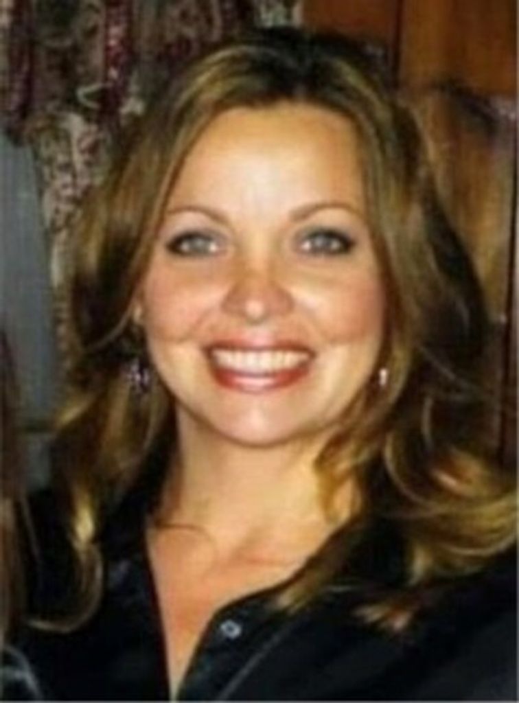 April Summer Hall Profile Photo