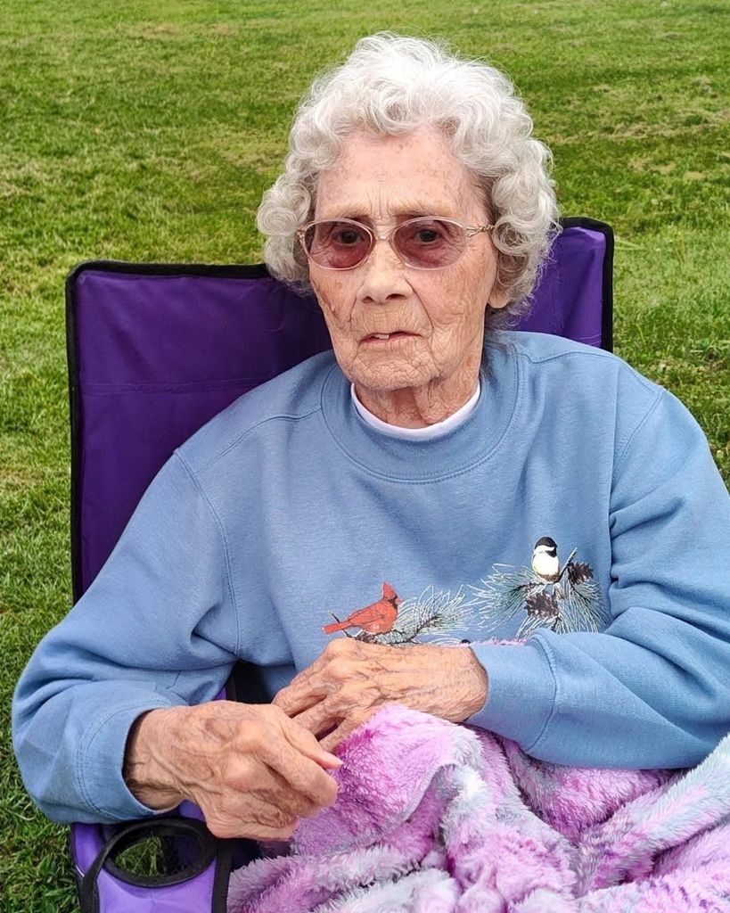 Edna Mae Levering Profile Photo