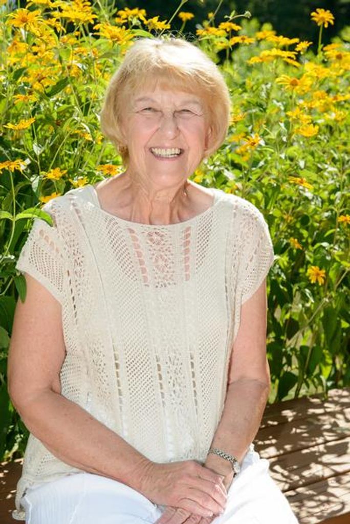 Nancy Pauline (Moore) Pisoni