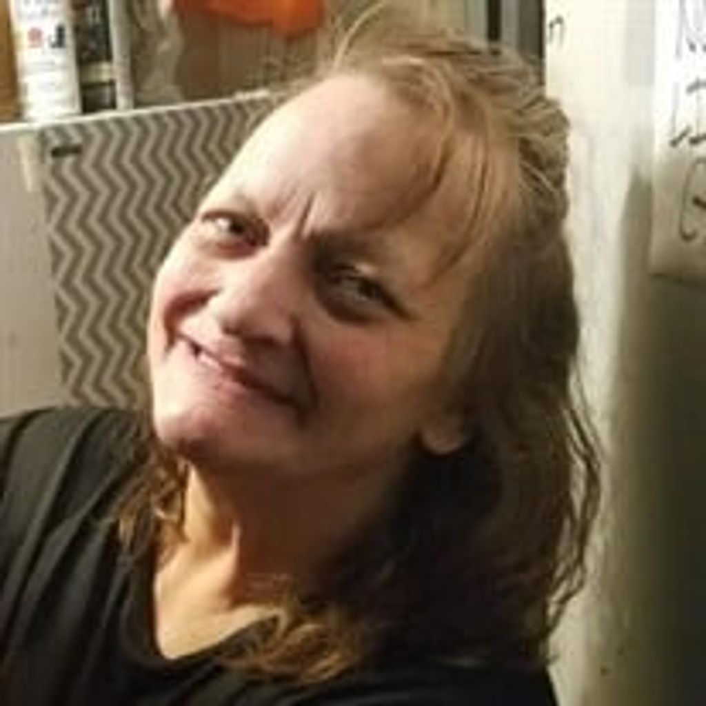 Lesley L. Robinson