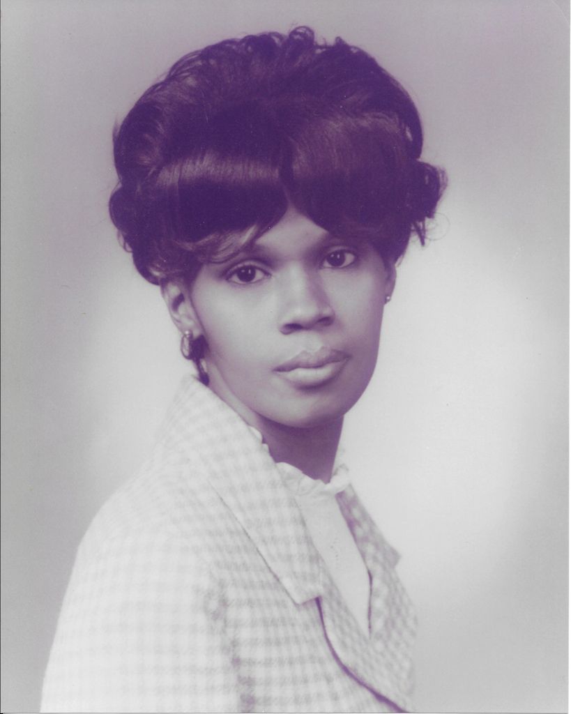 Essie B. Simmons Profile Photo