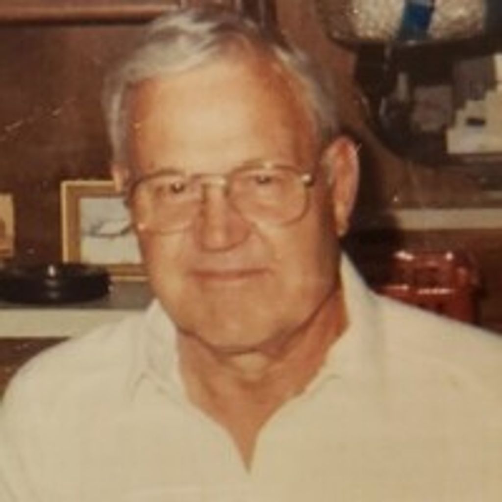Oscar Edward Holloway
